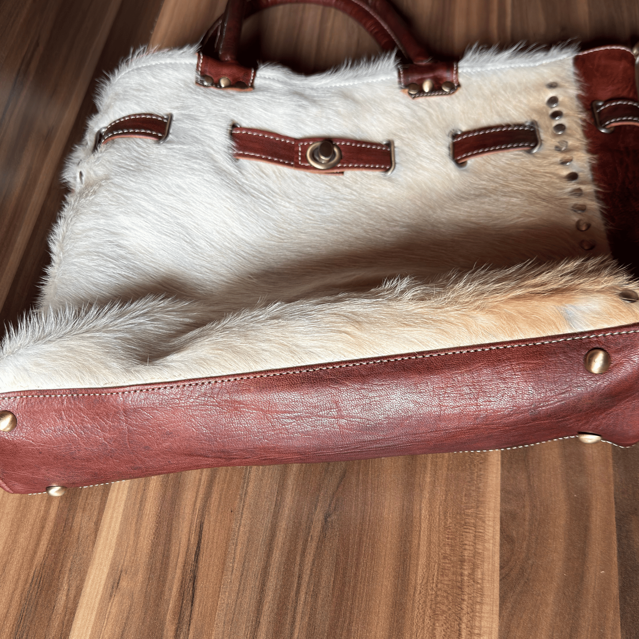 Fluffy Tote Bag Route