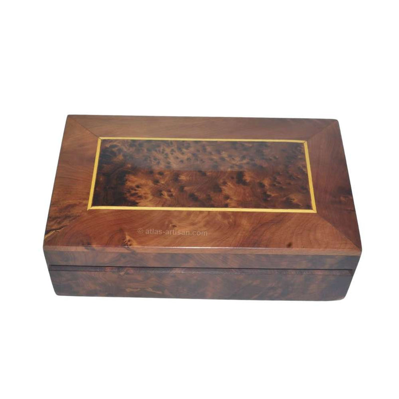 boite_bois_thuya_couverture_jaune_ligne