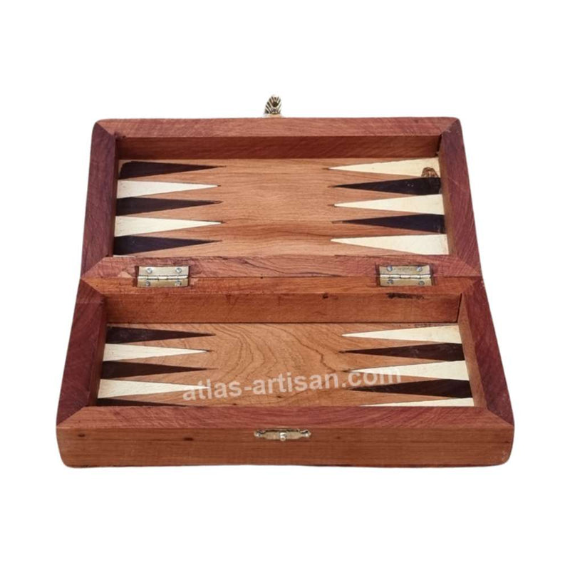 inside_thuya_wooden_chess_board