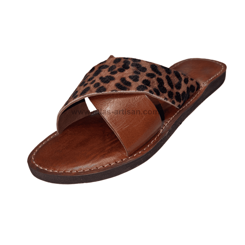 leather_flat_sandals_brown_for_women_front