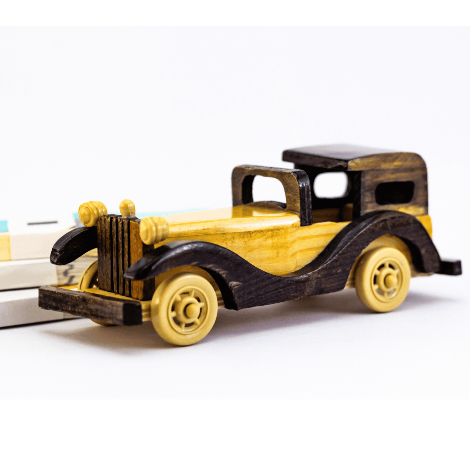 Voiture Classic en bois_Voiture