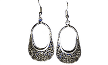 Load image into Gallery viewer, Earrings Tamourte